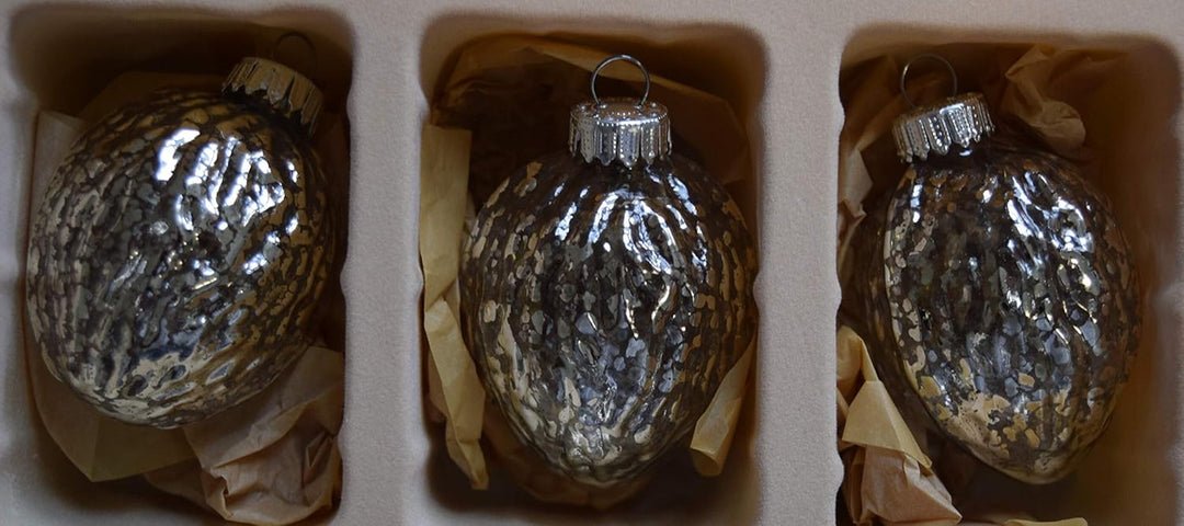 Dekohelden24 Lauschaer Christbaumschmuck - 9er Set in Silber - 50 Kugelaufhänger gratis, Silber