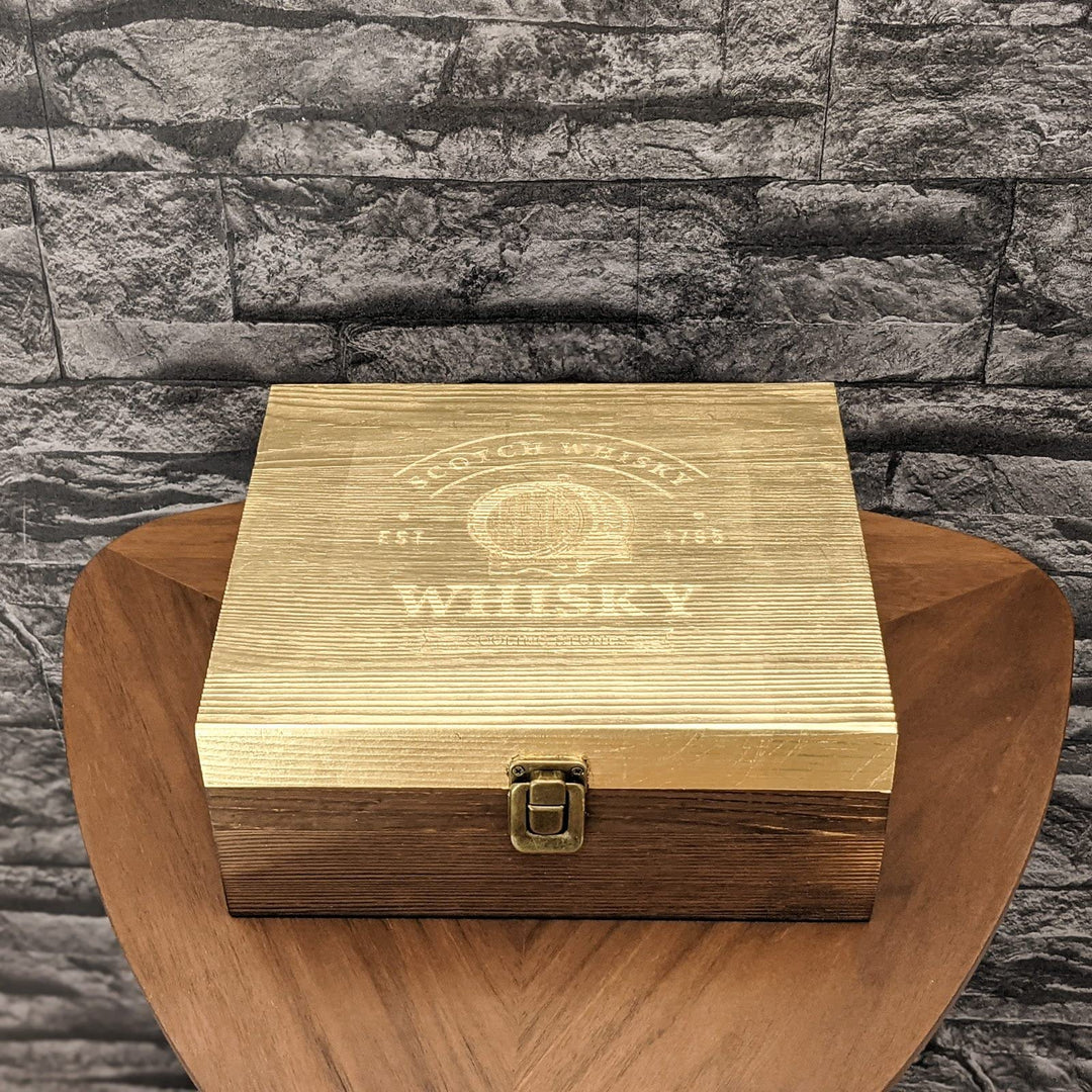 Goldenes Whisky Steine Geschenkset