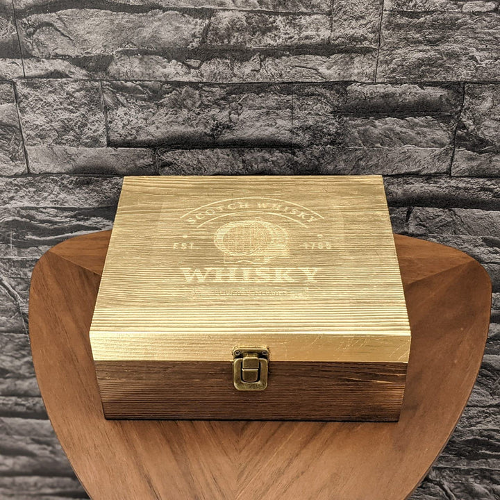 Goldenes Whisky Steine Geschenkset