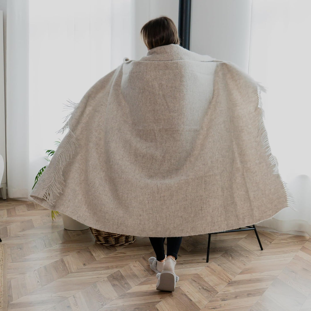 LYHome Lammwolldecke 100% Schurwolle, Warm Kuscheldecke 140 x 200 cm | Winterdecke, Couchdecke, Sofa
