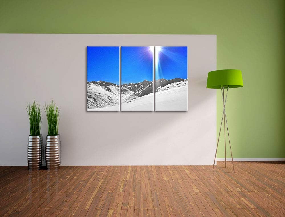 Weite weisse Berglandschaft im Winter schwarz/weiss 3-Teiler Leinwandbild 120x80 Bild auf Leinwand,
