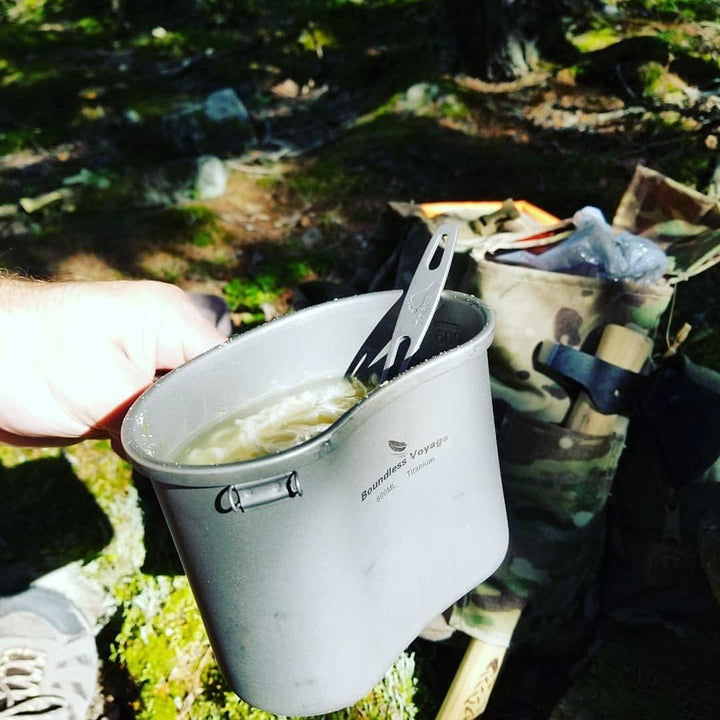 iBasingo Titan Feldflasche Camping Kochgeschirr Becher Militär Wasserflasche Outdoor Kantine Tassen