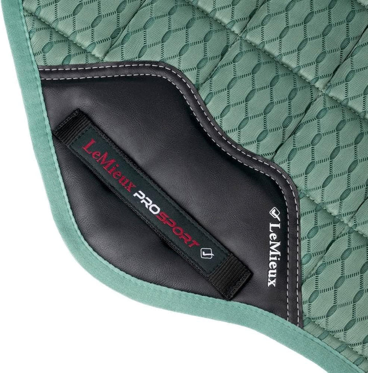 LeMieux Prosport Cotton Close Contact Square Schabracke L Sage Carbon Mesh Square, L Sage Carbon Mes