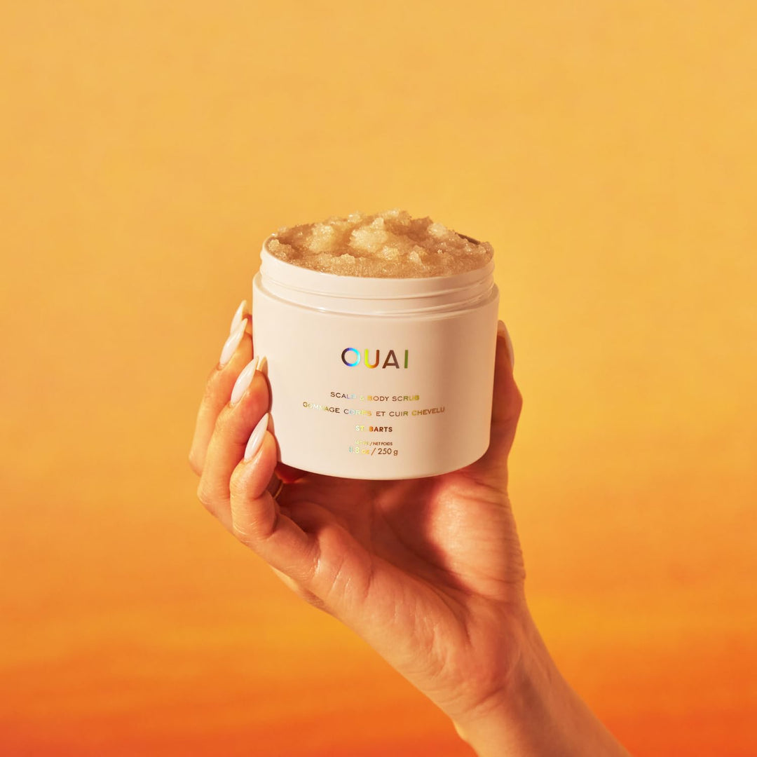 OUAI St. Bart's Kopfhaut und Körperpeeling, tiefenreinigendes Zuckerpeeling für Haar und Haut, das P