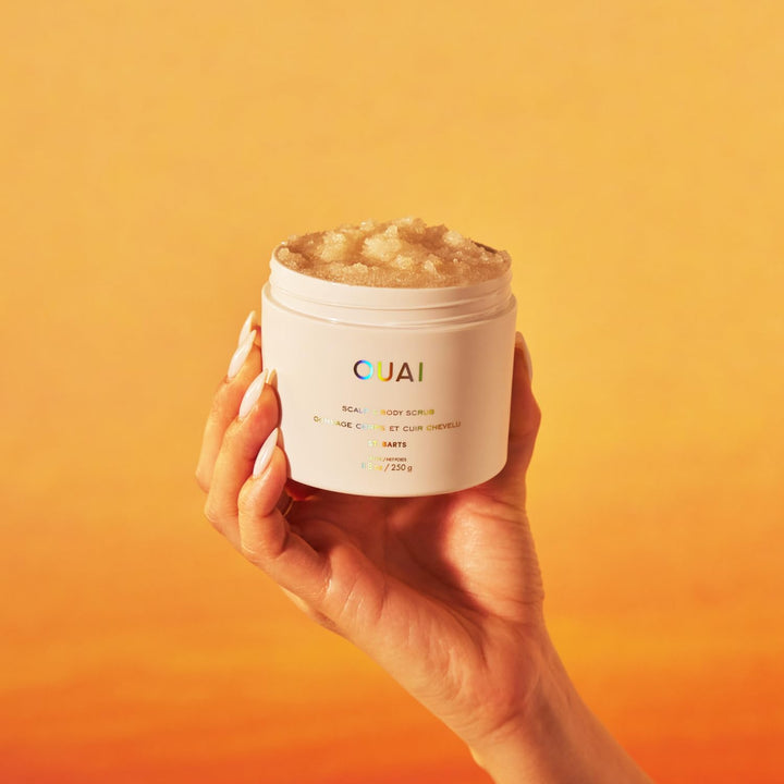 OUAI St. Bart's Kopfhaut und Körperpeeling, tiefenreinigendes Zuckerpeeling für Haar und Haut, das P