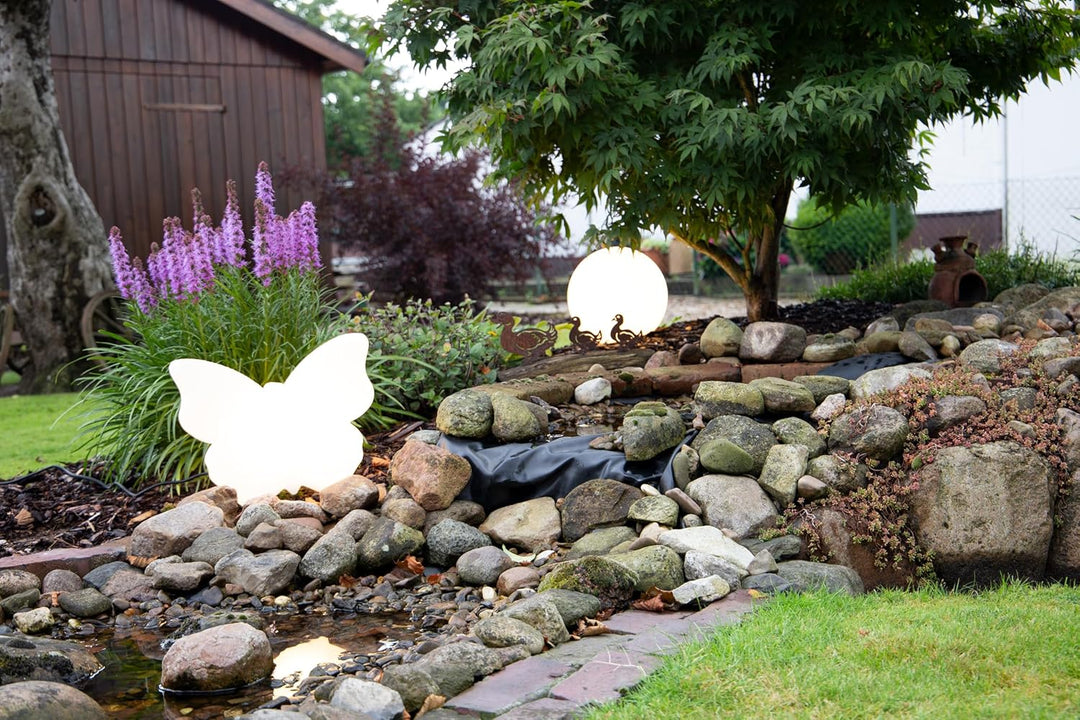 8 seasons design Shining Butterfly LED Deko-Lampe Schmetterling 40 cm (Weiss), E27 Fassung inkl. Leu