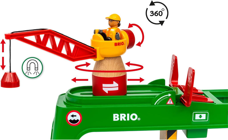 BRIO World 33996 Bahn Verlade Terminal - Mit beweglichem Kran zum Umladen von Gütern auf die Schiene