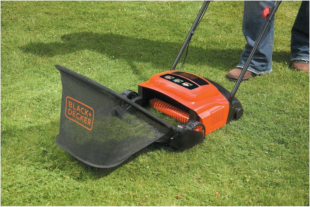 Black+Decker Elektro-Rasenlüfter (600W, zur ganzjährigen Rasenpflege, 30 cm Arbeitsbreite, 3 Arbeits