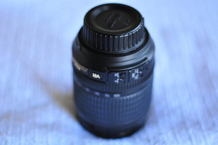 Nikon AF-S DX NIKKOR 18-105mm/3,5-5,6G ED VR Objektiv