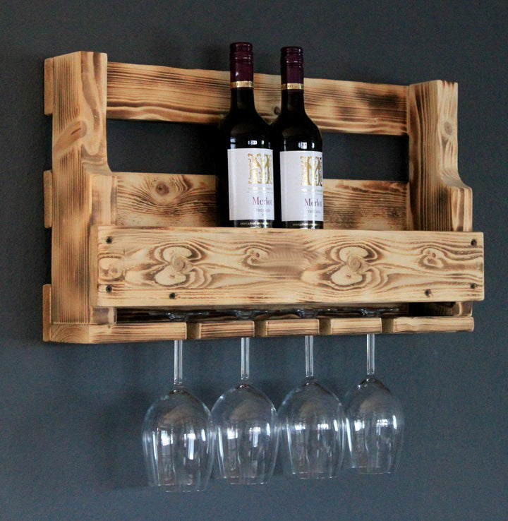 Dekorie Weinregal aus Holz für die Wand - mit Gläserhalter - Geflammt - fertig montiert - Regal für