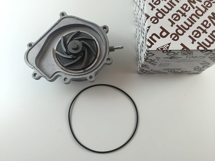 GEBA Wasserpumpe für MERCEDES W204 W212 W166 X204 W221 R172 CDI OM651 6512007701