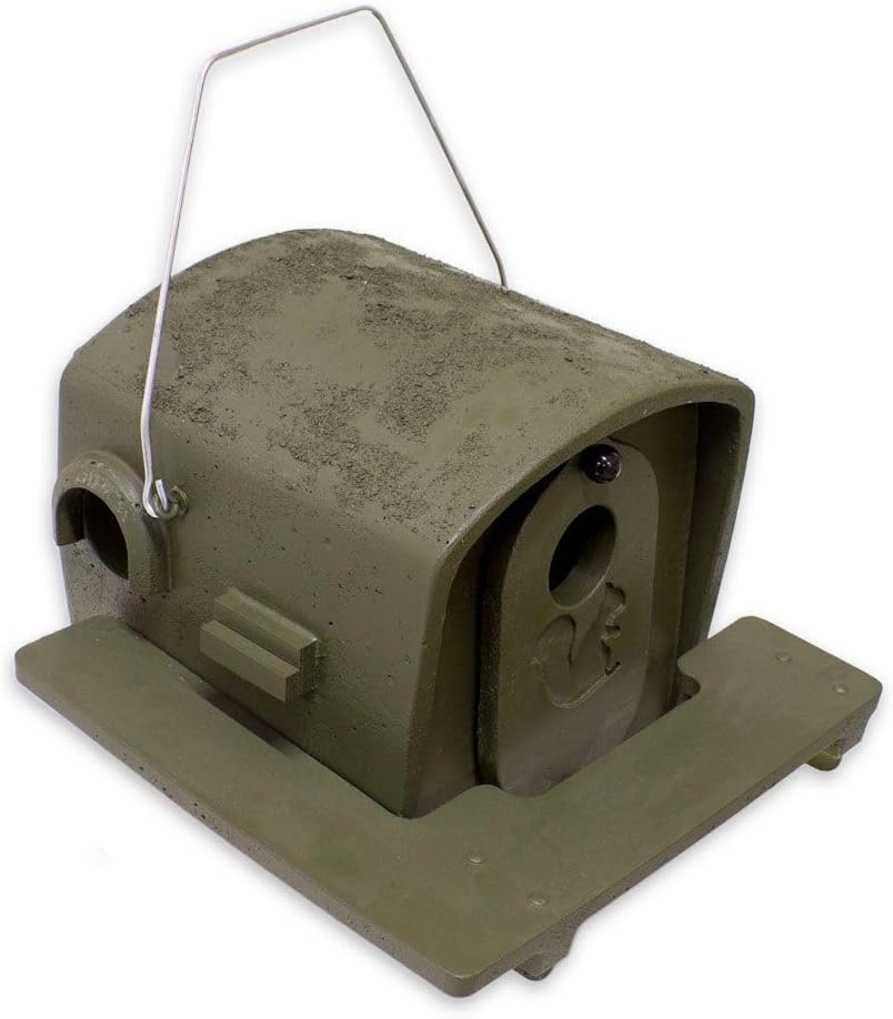 Schwegler Aufzuchtkobel für Eichhörnchen