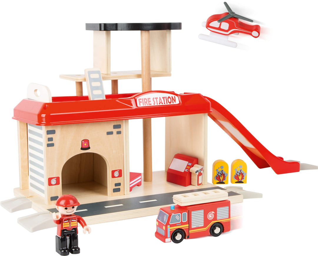 Small Foot Feuerwache mit Feuerwehrauto, Feuerwehrmann und Hubschrauber, ab 3 Jahren, 10900 Eisenbah