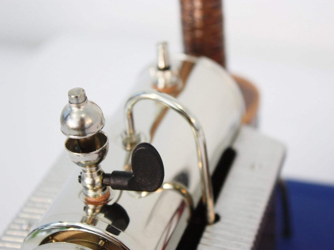 00105 - Wilesco D 105 - Dampfmaschine Electric Light