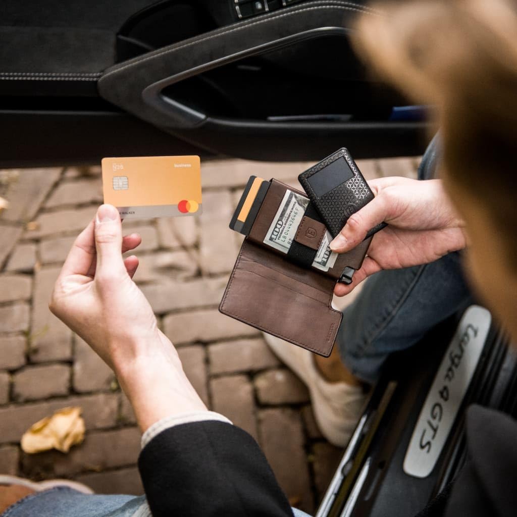 Ekster Parliament Wallet | RFID Schutz Geldbörse für Herren mit Push Button | Quick-Access Slim Wall