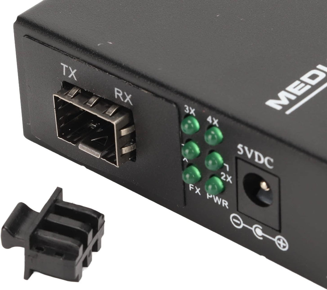 Medienkonverter, Gigabit 1 SFP-Port, 4 RJ45-Ports, 10/100/1000Base TX auf 1000Base FX, 25 km Reichwe