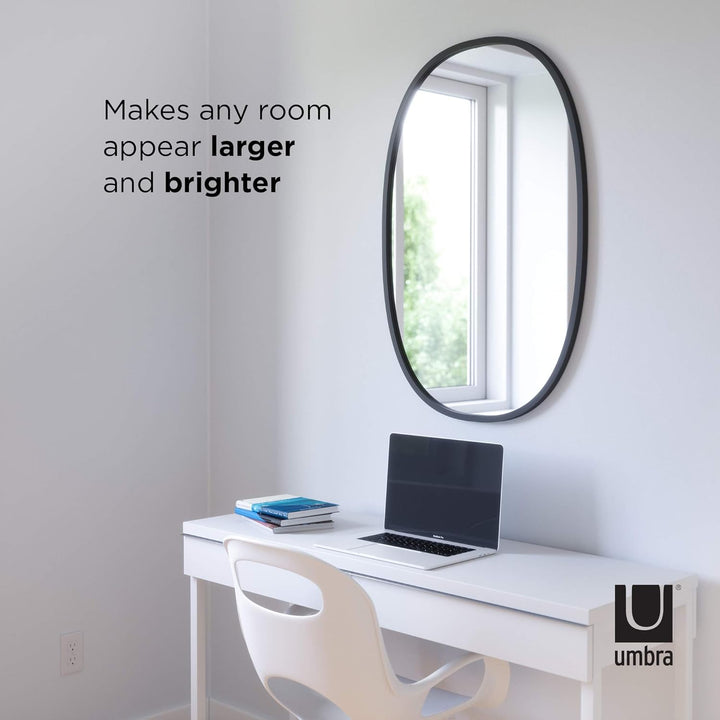 Umbra Hub Wandspiegel – Ovaler Spiegel für Diele, Badezimmer, Wohnzimmer und Mehr, Schwarz, 61x91 cm