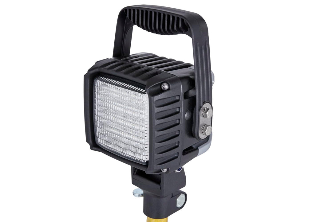 HELLA - LED-Arbeitsscheinwerfer - Power Beam 3000 - 12/24V - 3000lm - Rohrstutzen/Anbau - Nahfeldaus