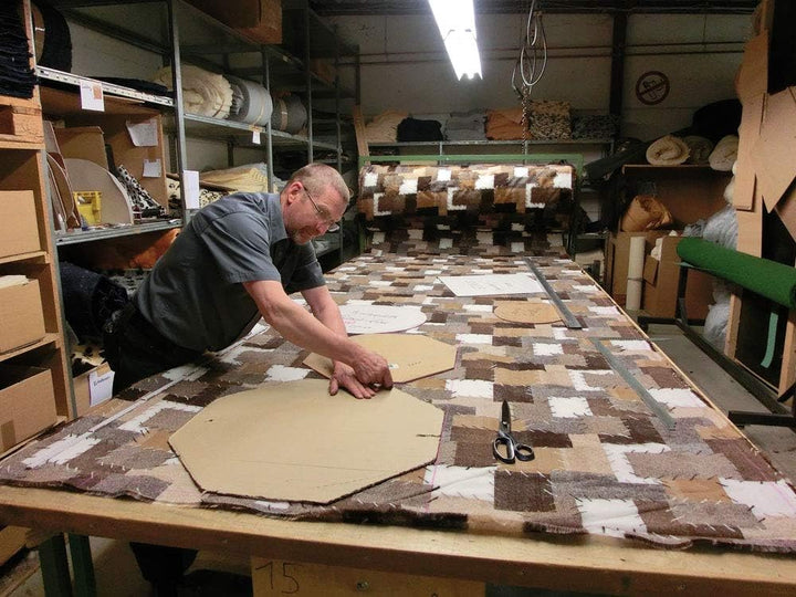 Fensterliege Made in Germany, weich gepolstert, Silber, kinderleichte Montage