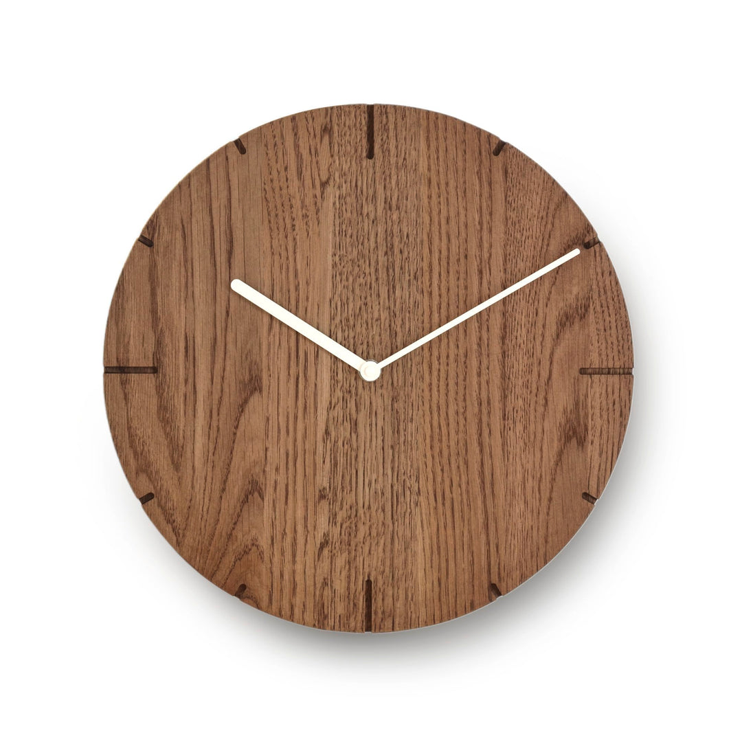 Natuhr Wanduhr Eiche dunkel geölt Eiche rustikal Holzuhr Solide Massivholz, geräuscharmes Uhrwerk, p
