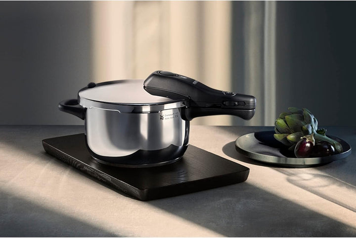 WMF Perfect Schnellkochtopf Induktion 6,5l, Dampfkochtopf, Cromargan Edelstahl poliert, 2 Kochstufen