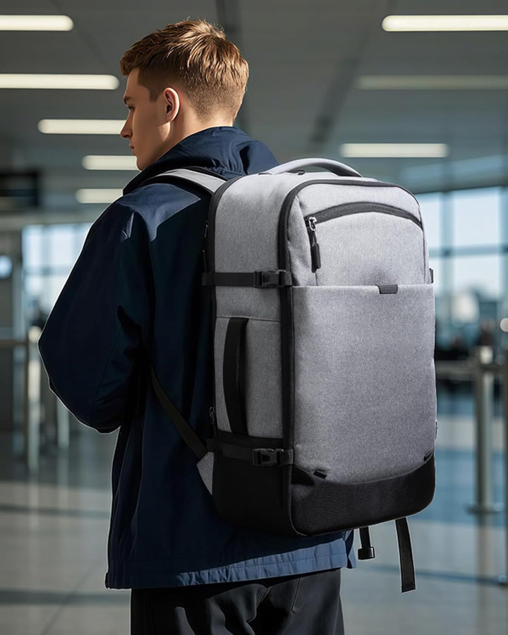 Inateck 38.5-46.2 L Reiserucksack Erweiterbarer Herren Damen Handgepäck Flugzeug Rucksack, 15.6 Zoll