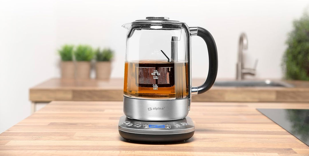 alpina Wasserkocher mit Teekorb – 1,7 l – 2200 W – Elektrischer Wasserkocher – Teekocher – Temperatu