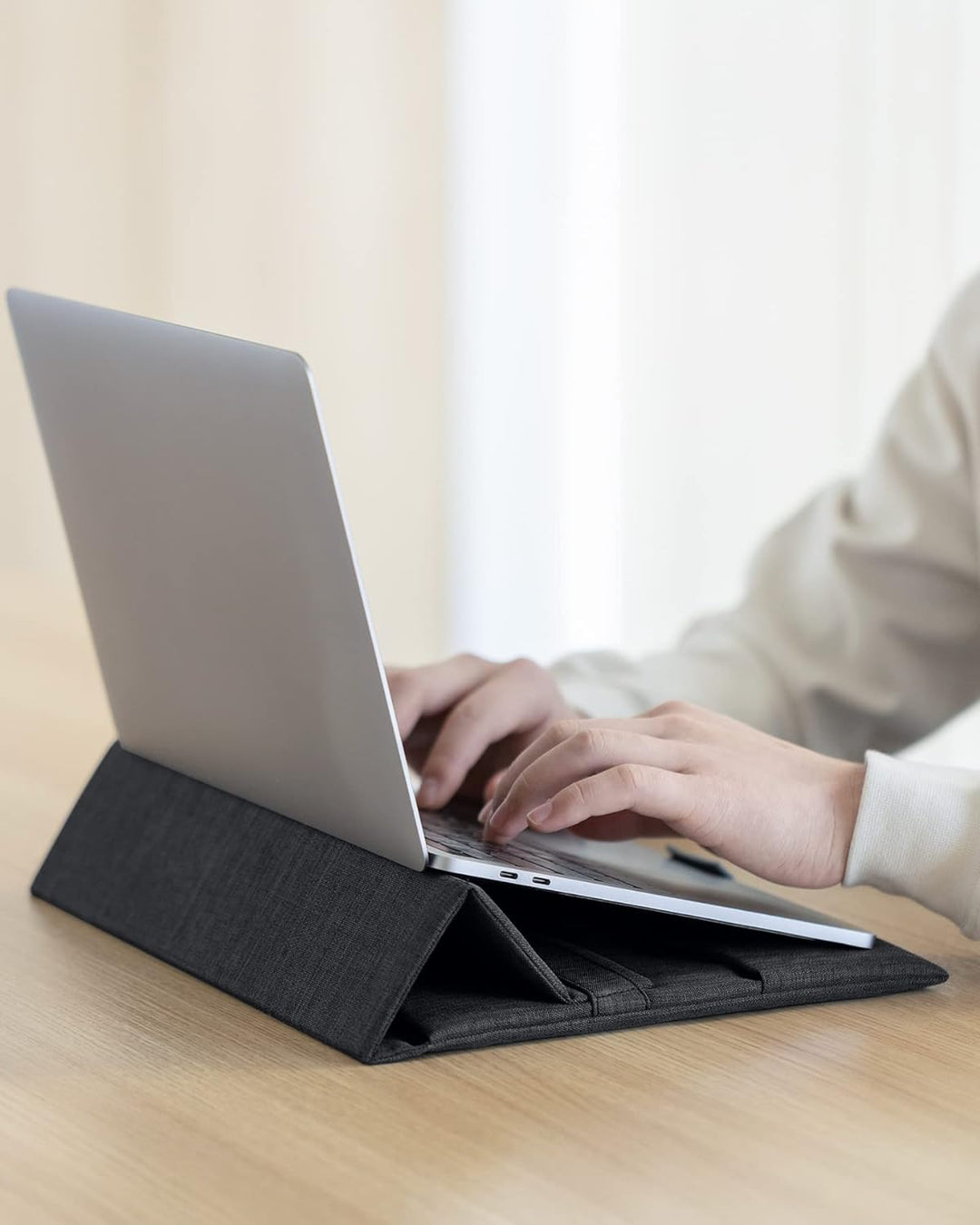 Inateck 13 Zoll Laptop-Hülle mit Standfunktion Kompatibel mit MacBook Air M2/M1 2022-2016, MacBook P