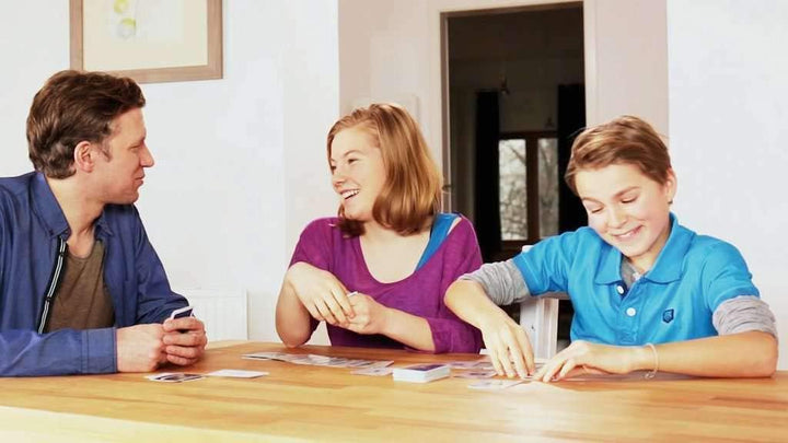 Ravensburger 20766 - Level 8, Kartenspiel ab 8 Jahren, Gesellschaftsspiel für 2-6 Spieler, Familiens