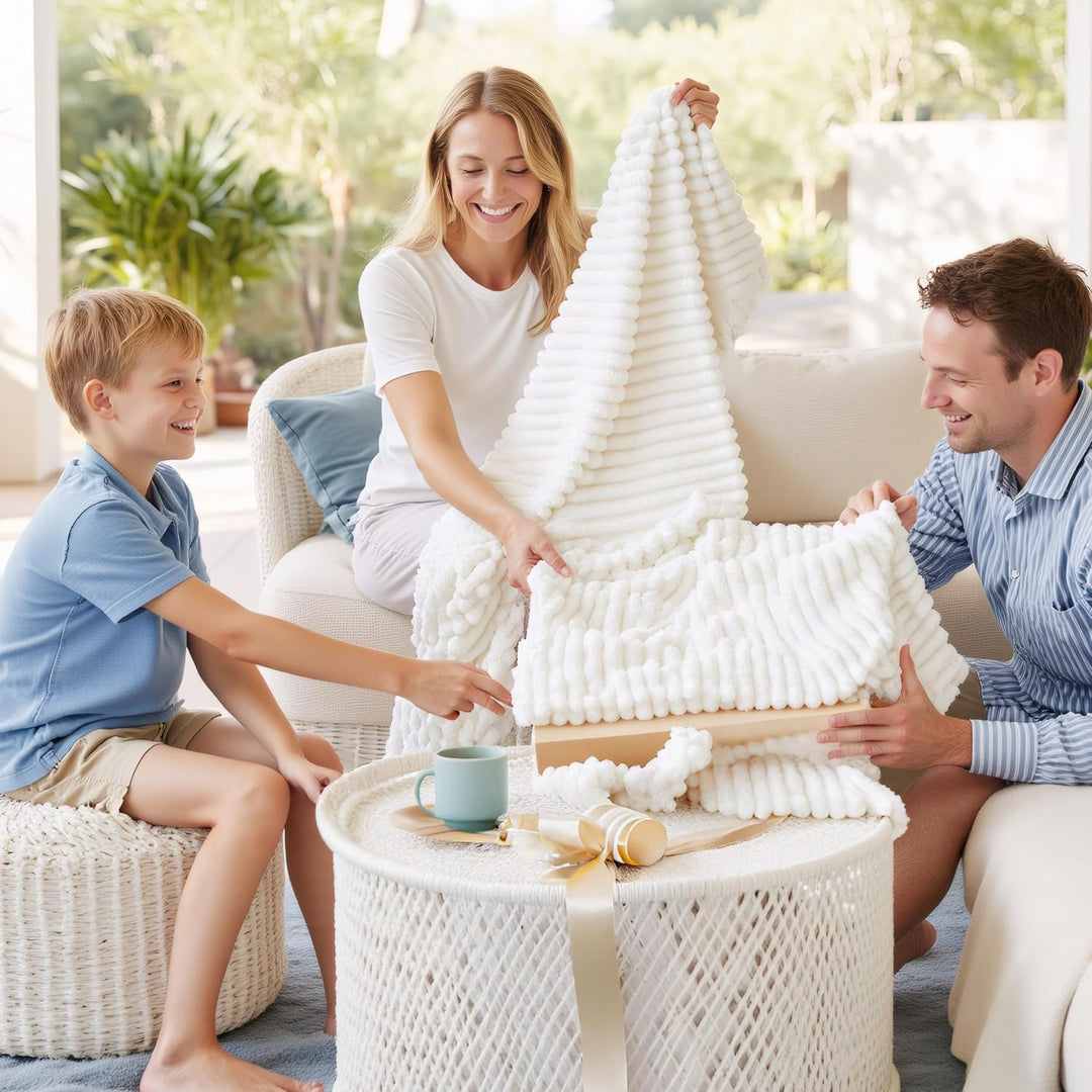 Bedsure Kuscheldecke Flauschig Decke Fleecedecke – Weiche Warme Grobe Korddecke Gemütlicher Sofadeck