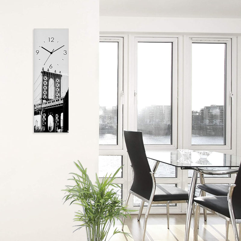 ARTLAND Wanduhr ohne Tickgeräusche Glas Funkuhr 20x60 cm Rechteckig Lautlos Brooklyn Bridge New York