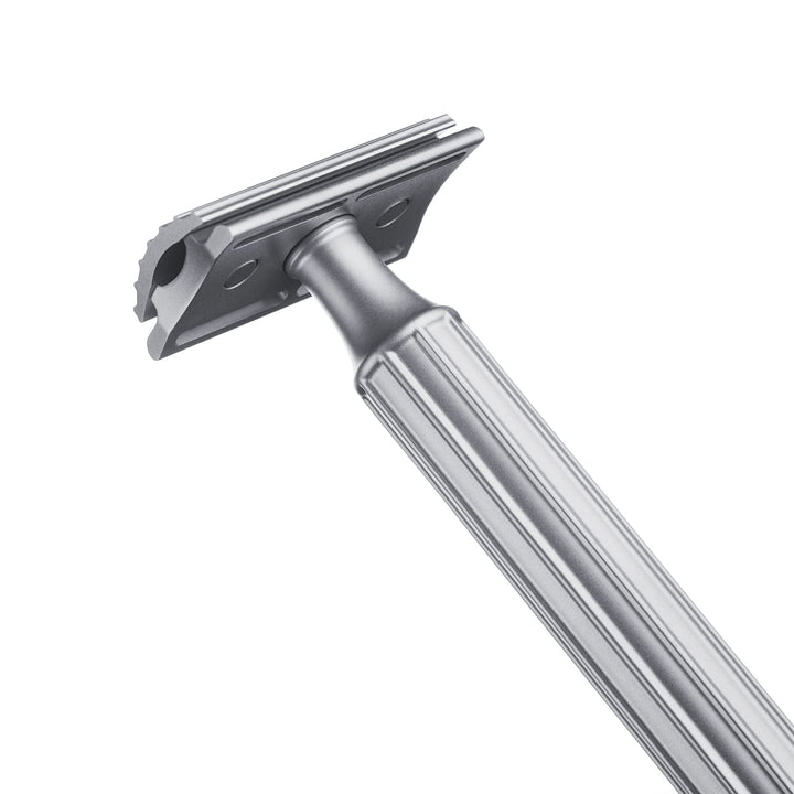 Design94 Rasierhobel aus Titan - Titanium ausgezeichnet mit dem German Design Award 2022 Titangrau 1
