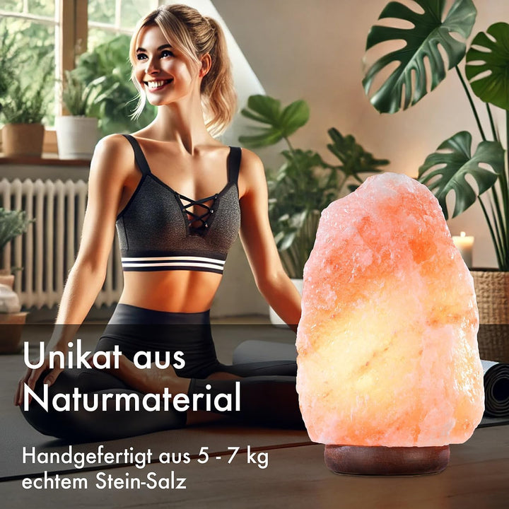 Lunartec Salzsteinlampe gross: Grosse Salzkristall-Lampe mit Echtholzständer, LED-Leuchtmittel, 5-7