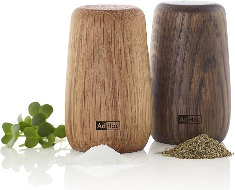 AdHoc GS30 Set aus Pfefferstreuer und Salzstreuer Yoko | Naturholz Eiche geölt hell &amp; dunkel | 2-fac