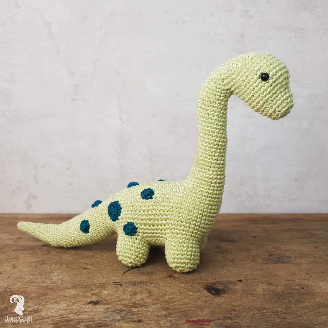 Hardicraft Häkelpaket Häkelset zum selber Machen mit Anleitung und Material für Dino Brontosaurus, 2