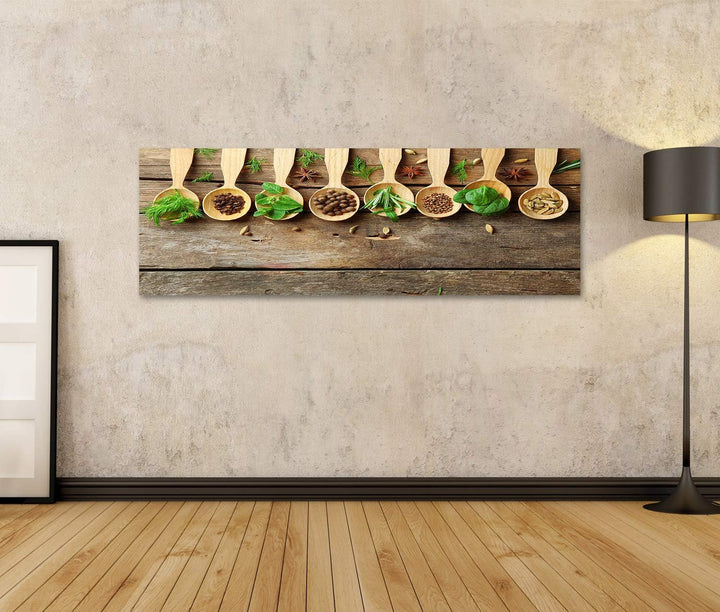 Bild Bilder auf Leinwand Holzlöffel mit frischen Kräutern und Gewürzen auf Holzuntergrund Wandbild P