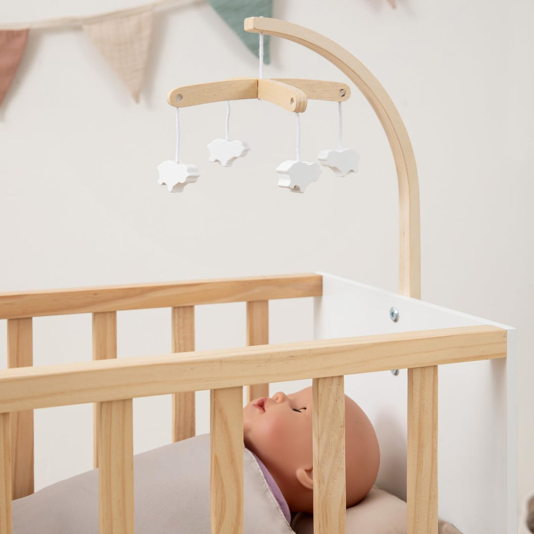 ELLA & PIET® Puppenbett Cozy mit Schrank und Mobile aus Holz (Weiss-Schlamm)