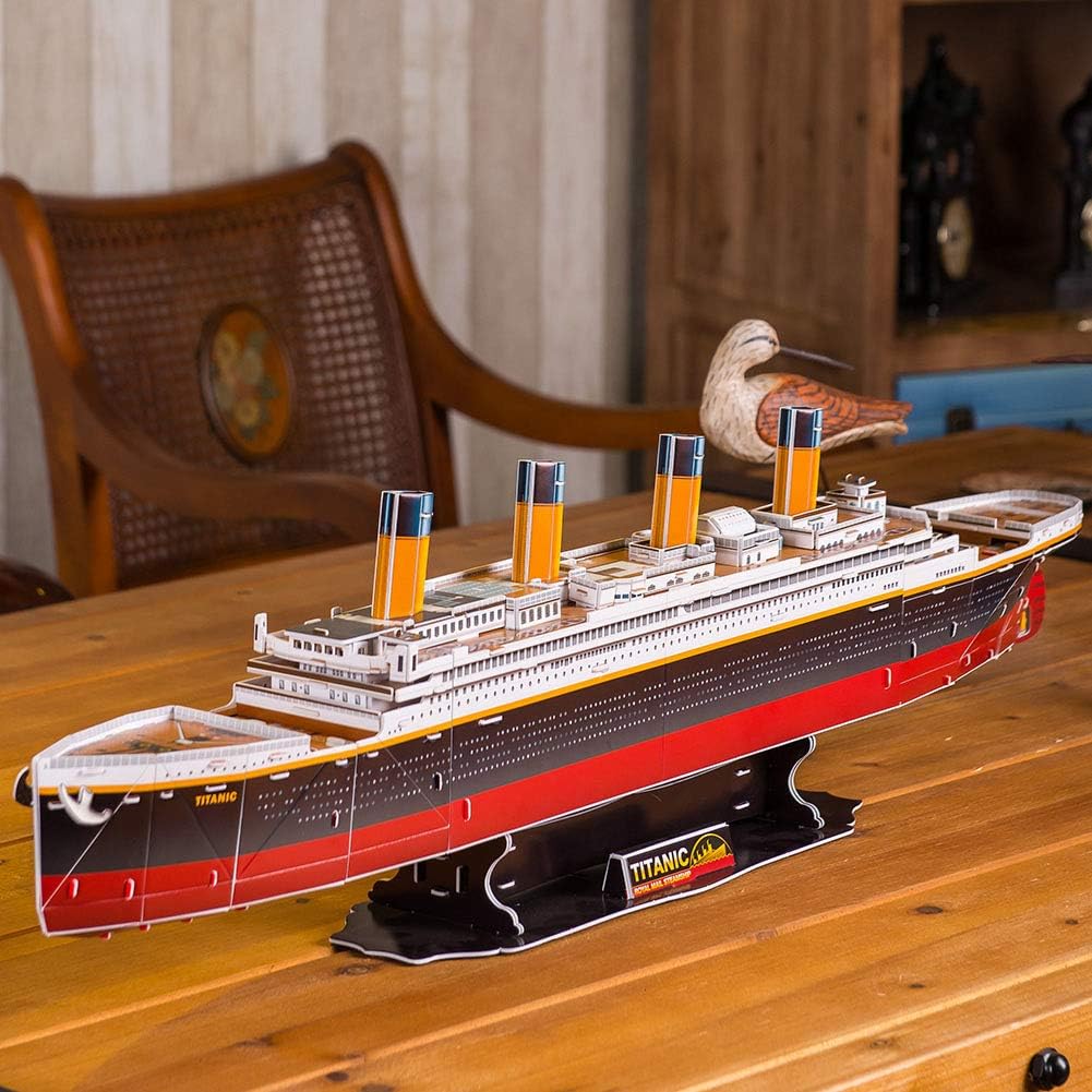 Revell 3D Puzzle 00170 I RMS Titanic I 113 Teile I 4 Stunden Bauspass für Jung Alt I ab 10 Jahren I