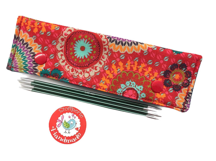 Nadelgarage/Needle Safe/Nadeltasche - für Nadelspiel 15cm - Mandala Blumen - rot/bunt