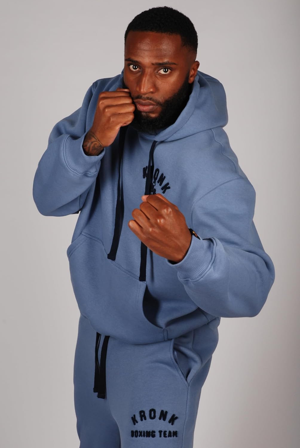 Kronk Detroit Applique Herren Hoodie Regular Fit L Boxteam Steel Blue, L Boxteam Steel Blue