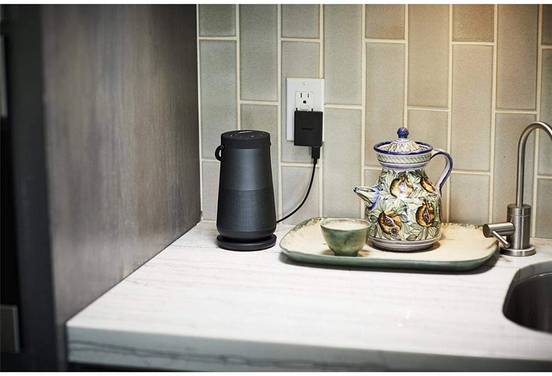 Bose SoundLink Revolve Ladestation, Schwarz (Kabel nicht im Lieferumfang enthalten)