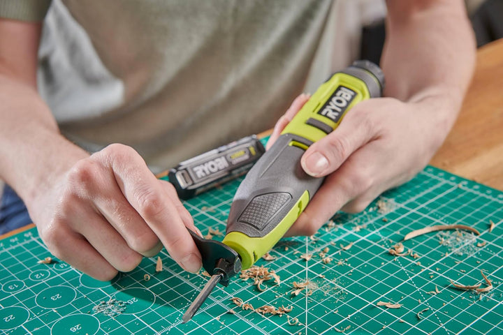 RYOBI 4 V USB-LITHIUM Akku-Schnitzer RPC4-0, geeignet für Holzschnitzereien und Meisselaufgaben, ohn