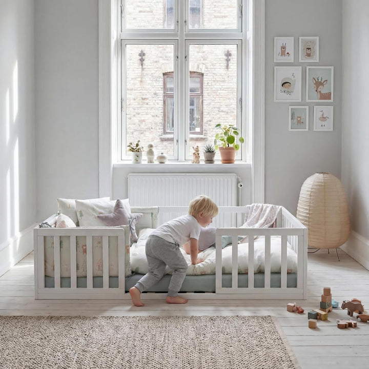 roba Montessori Bodenbett 70x140 cm weiss mit Rausfallschutz &amp; Lattenrost | Montessori Kinderbett •
