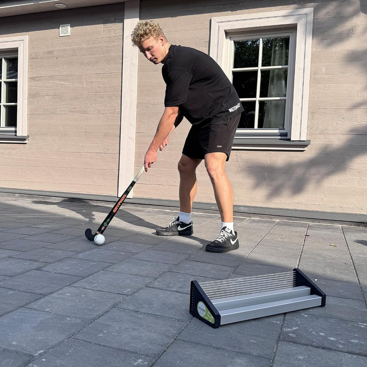 Training aid to Improve Ball Control - Field Hockey REBOUNDER