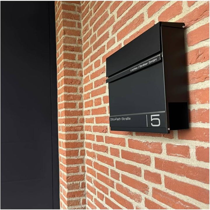 Metzler Briefkasten Schwarz - Postkasten mit individueller Laser Gravur - RAL9005 Tiefschwarz - Wand
