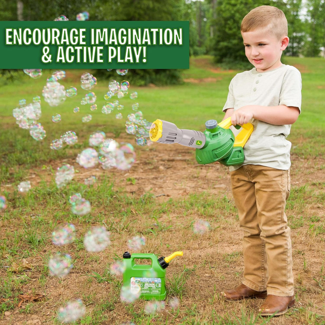 John Deere Blasen-Blattbläser-Spielzeug für Kinder, inklusive 1,2 l Blasen-Nachfüll-Gaskanne, Outdoo