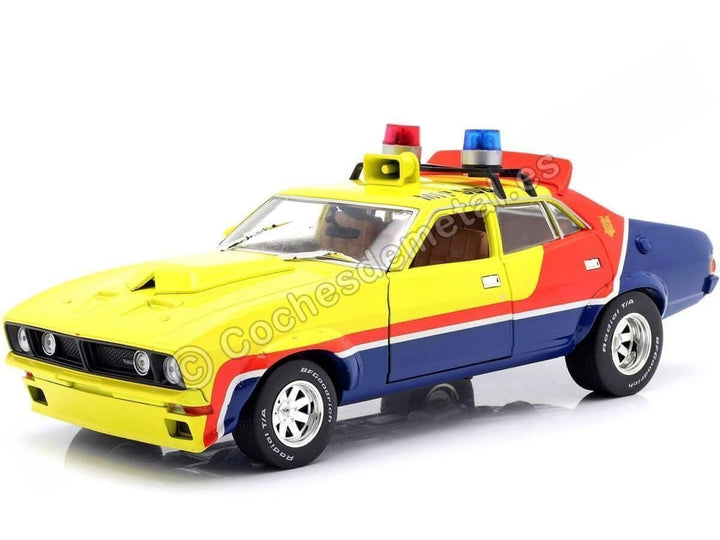 Greenlight Collectibles 13574 Miniatur Auto Yellow/Red/Blue