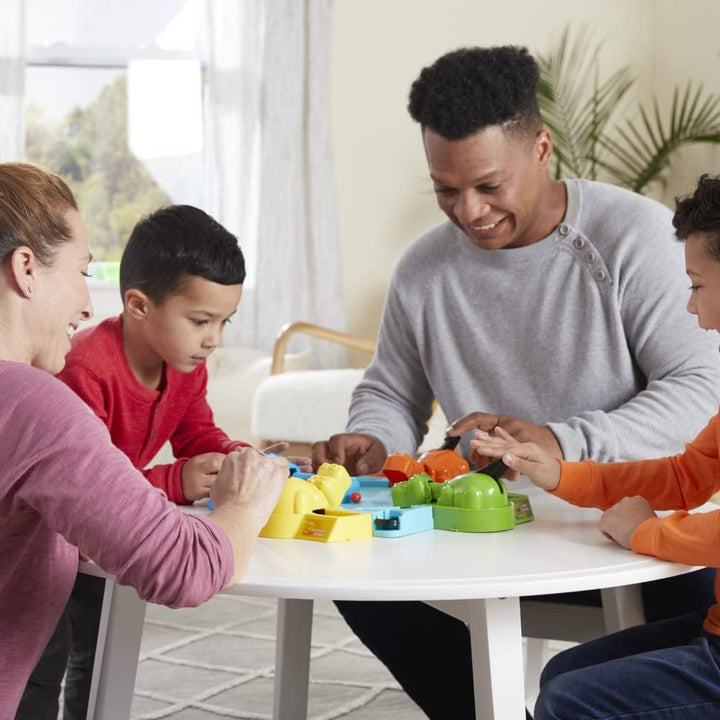 Hasbro Gaming Essen Ippo Spiel In Box, Mehrfarbig Iss Klassischen Ippo, Iss Klassischen Ippo