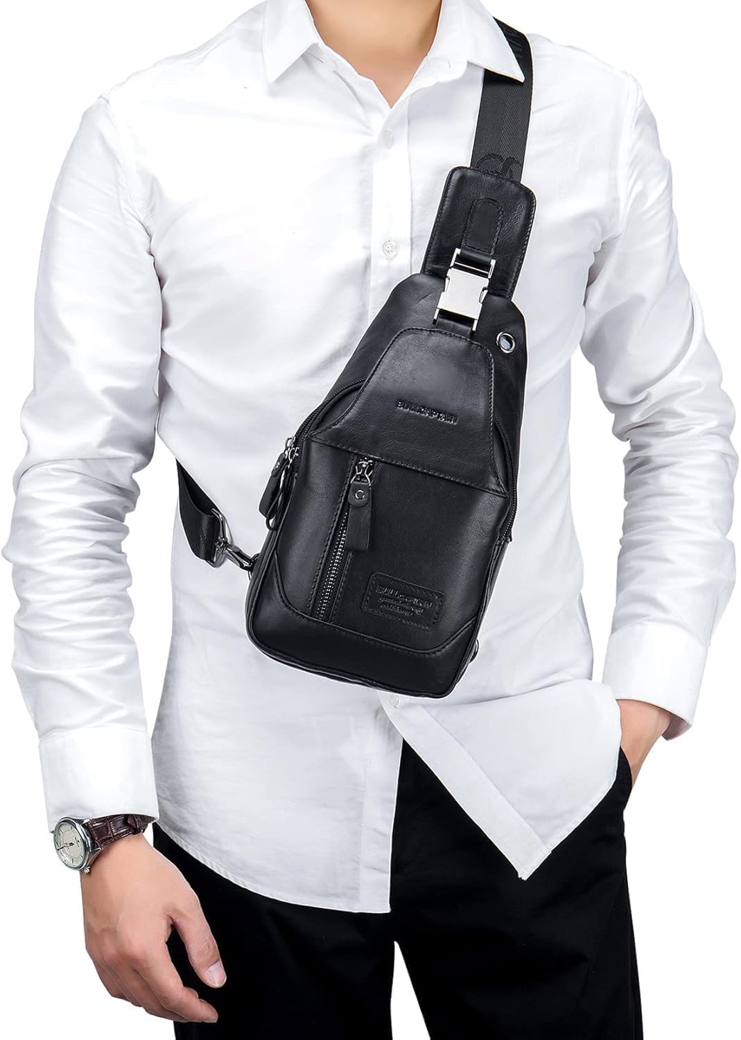 LOONGYOON Herrenbrusttasche aus Leder Umhängetasche mit Kopfhöreröffnung Studie über Sportreisen Mul