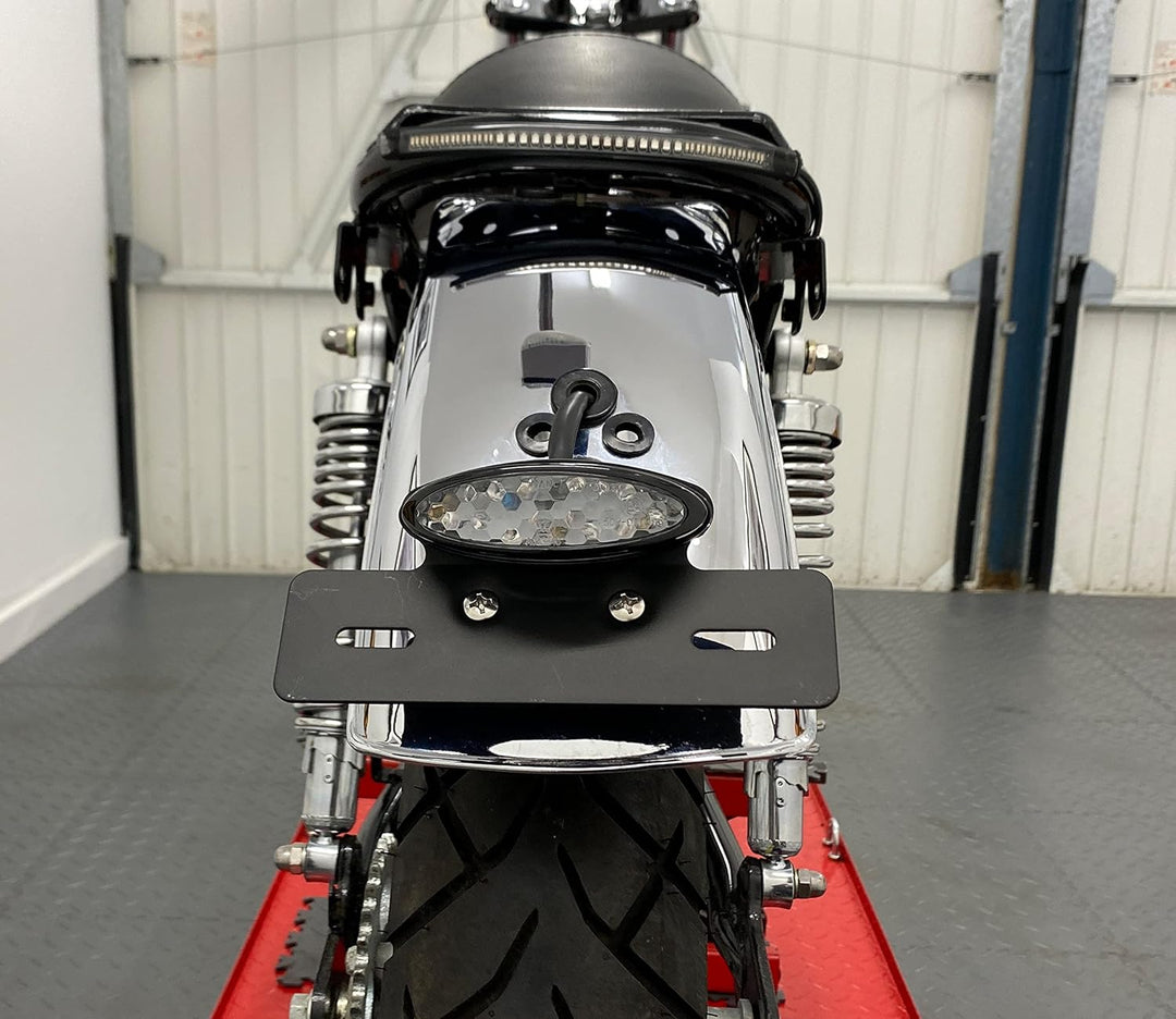 Alchemy Parts Schwarz Sehr Hell E-Geprüft Klarglas Rot LED Heck Bremsleuchte mit Nummernschild Numme
